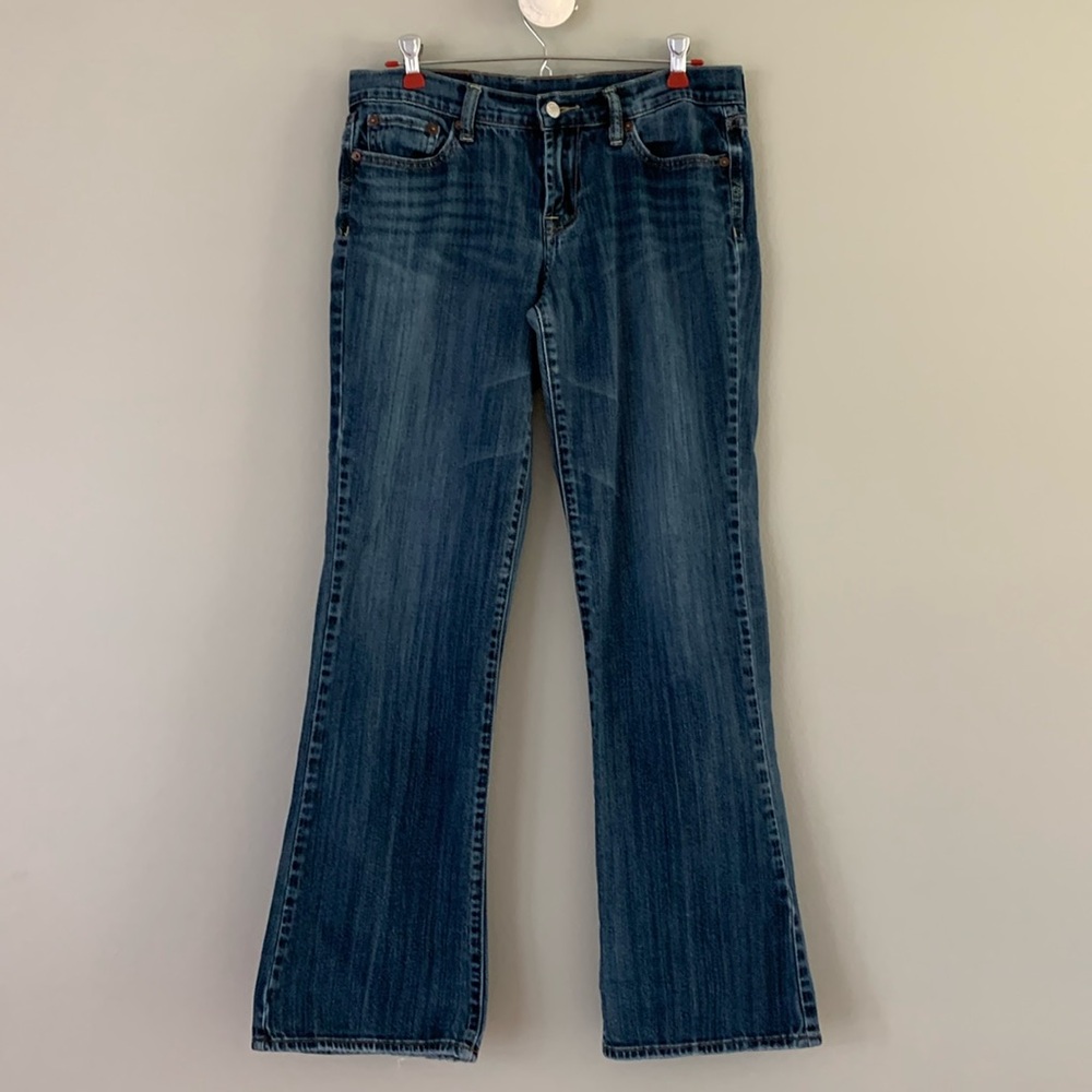 Lucky Brand 🍀 flare jeans size 6/28 good preowned condition